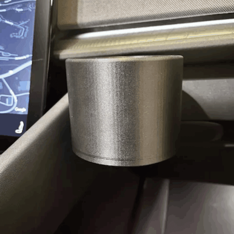 Polestar 2 kopholder handskerum